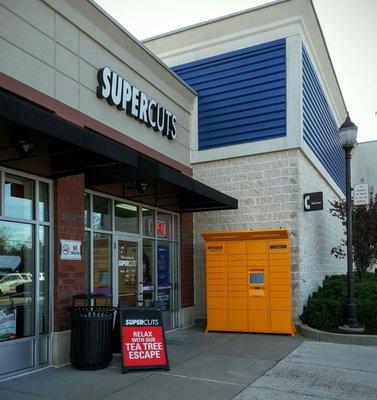 Now has Amazon Locker "Bird."