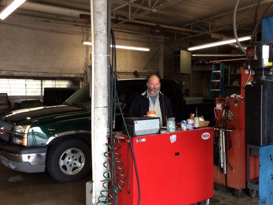 As a full-service auto repair shop in San Antonio, Sanford Auto Service is equipped with all the tools, equipment, and experi...