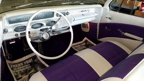 '61 Oldsmobile Dynamic 88 interior