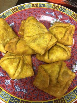 Crab Rangoon (8 for $4.95)