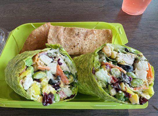 Wrap w/Chicken and Avocado Jalp Dressing