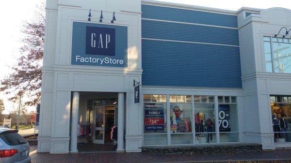 Gap Outlet in Freeport, ME