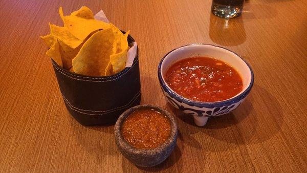 Salsa and chips