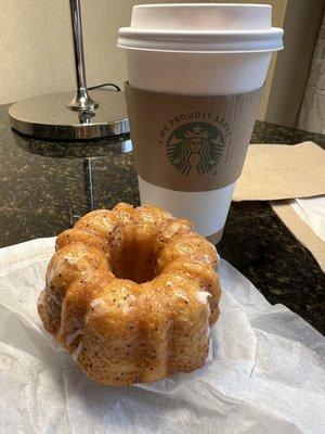 Lemon poppyseed mini Bundt cake