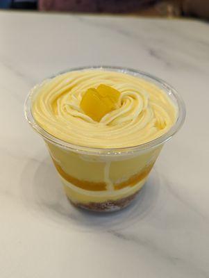 Mango ice-cream