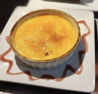 House made Vanilla Crème brulée dessert