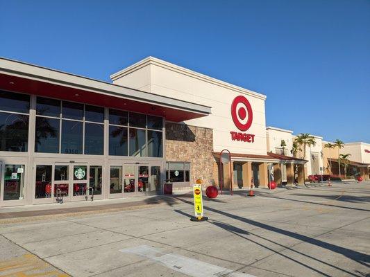 Target, 9350 Dynasty Dr, Fort Myers