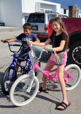 Brother & sister getting RBX award bikes! Love the smiles! Great meeting them both! 2 of 102 bikes being awarded to a local school!