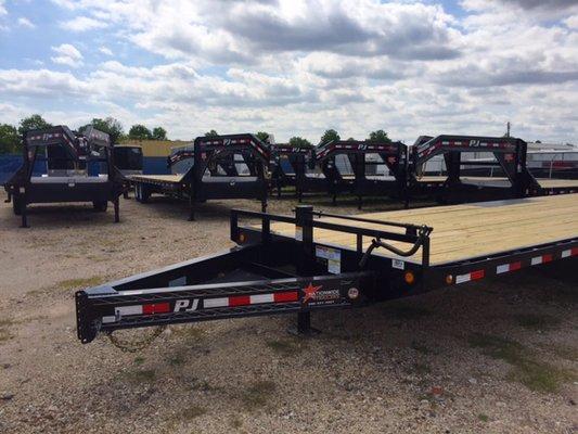 HD Flatbed Equipment Trailers In STock