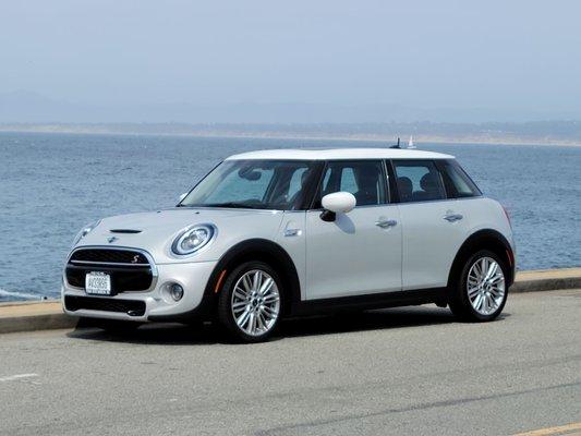 I love my 2020 Mini Cooper S from Yama Auto Brokers