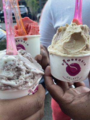 Strawberry, Oreo Cookies and Cream, Tiramisu, Pistacchio ( Pistachio )