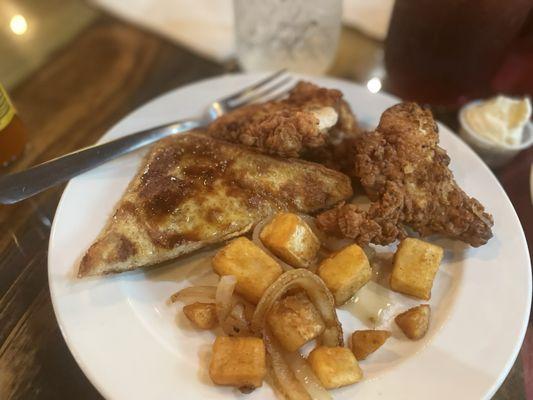 Breakfast buffet options chicken tenders, French Toast, fried potatoes