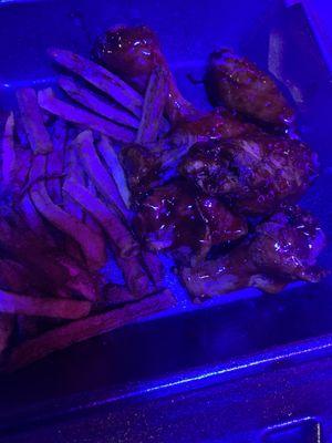 Thai Chili Wings and fries