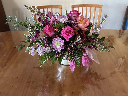 Beautiful arrangement for my mom for Mother's Day!