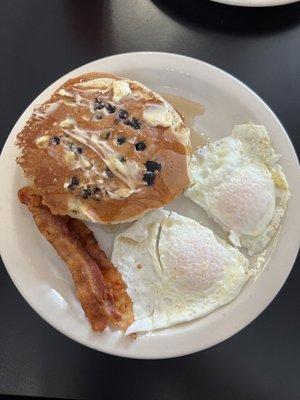 Blueberry pancake combo