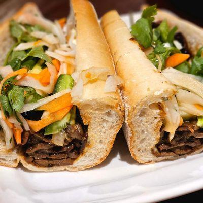 Grilled beef banh mi