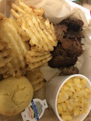 Waffle fries and Mac n cheese and brisket.