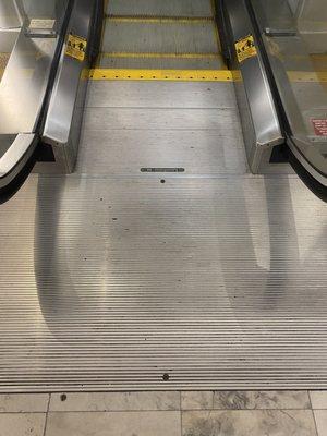 Montgomery Twinkie-M escalators, Dillard's CoolSprings Galleria