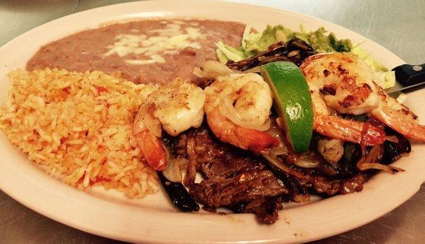 #carne asada mexicana with shrimps