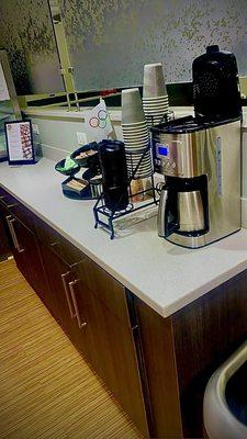 Coffee machine and counter