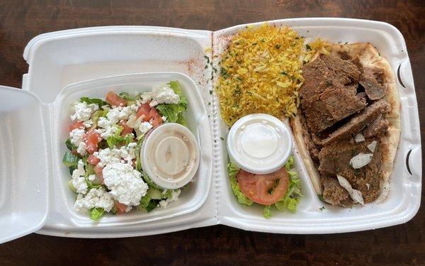 Gyro plate with Greek salad