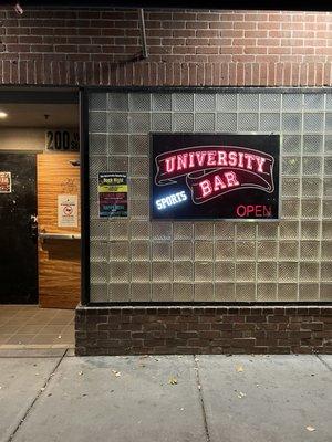 The University Bar