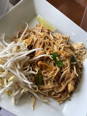 Tofu pad thai