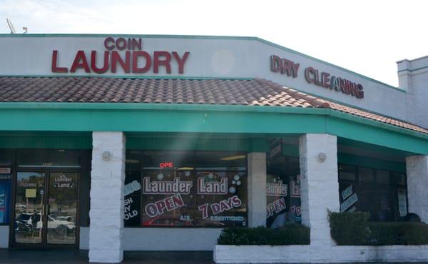 Launderland Coin Laundry & Dry Cleaning