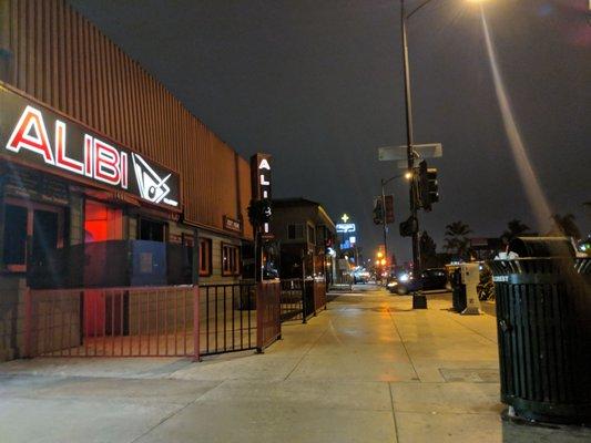 This is the place. Took this pic at 3am on a Monday night after everyone got their taco shop and hopped in their Uber.