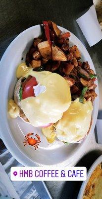 Crab Cake Benedict with House potatoes