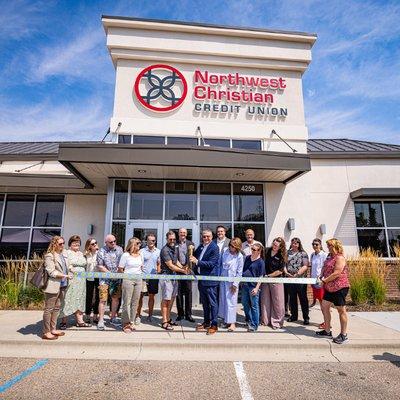 We are excited to celebrate our New Branch in Meridian!  Come see us at 4250 E Fairview!