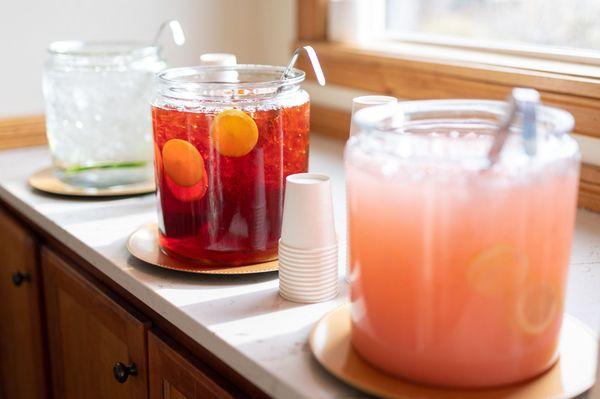 Beverage Service | Photo by Zach Nichols