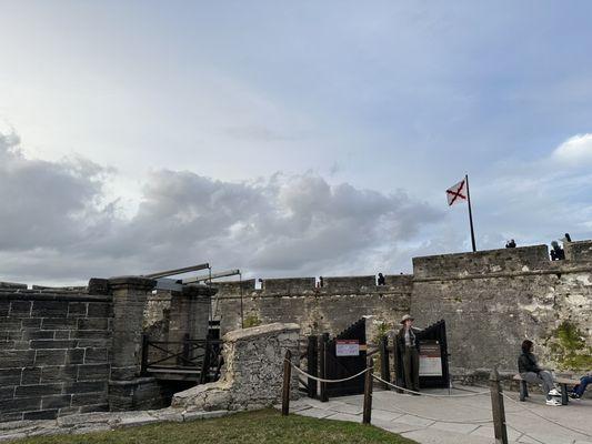 Castillo de San Marcos- park ranger at the gate.