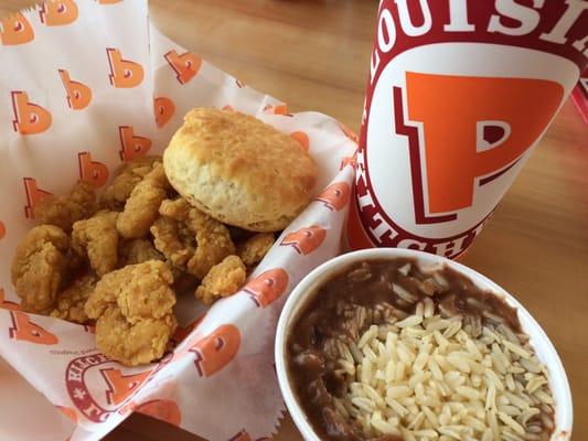 Popcorn shrimp, red beans and rice, drink