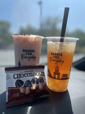 Rose milk tea w/ honey boba (left), Peach Hibiscus tea w/ crystal boba and lychee jelly (right)