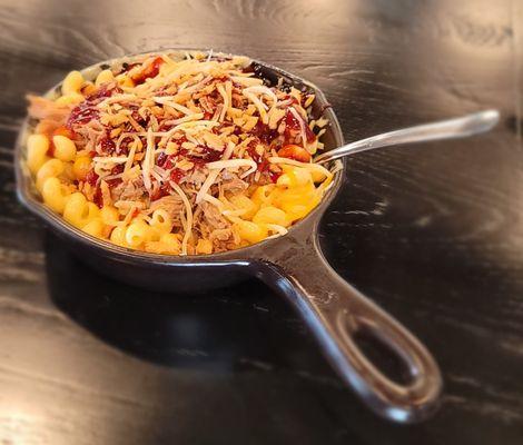 The 'Parker Special' - BBQ Pulled Pork Mac & Cheese with Carolina Reaper cheese