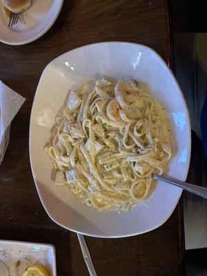 Chicken fettuccine Alfredo with shrimp