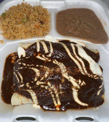 Chicken enchiladas with mole sauce