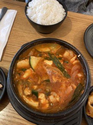 B3. Seafood Soondubu