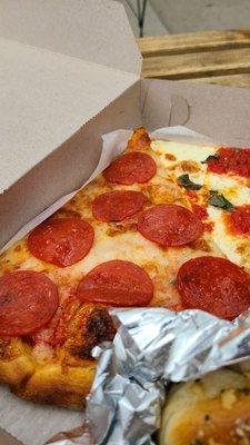 Pepperoni slice