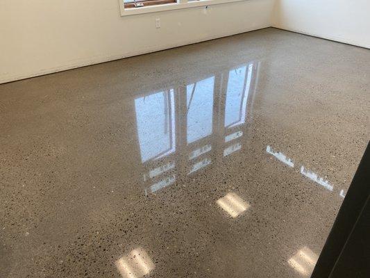 Polished concrete - no color - full polish glass finish