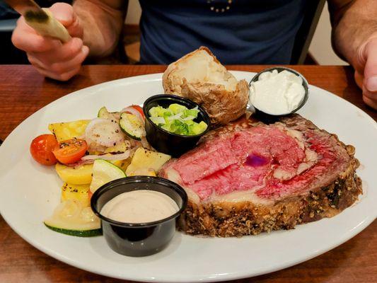 Prime Rib w/ Veggies & Baked Potato