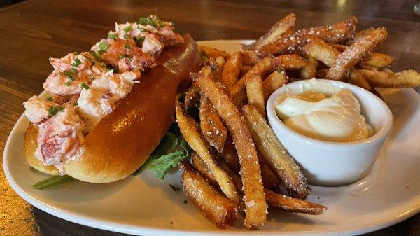 Lobster roll with fires and truffle aioli.