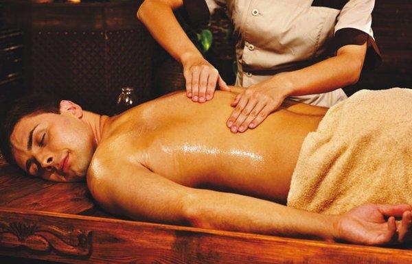 Abhyanga - Full body therapeutic massage