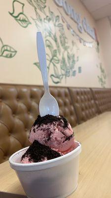 Strawberry ice cream and Oreo crumbs