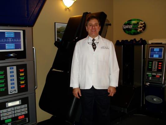 Dr. Joseph Lupo and the DRX-9000 Non-Surgical Spinal Decompression (Lumbar & Cervical)