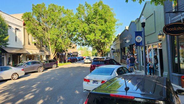 Looking East down Broad Street.