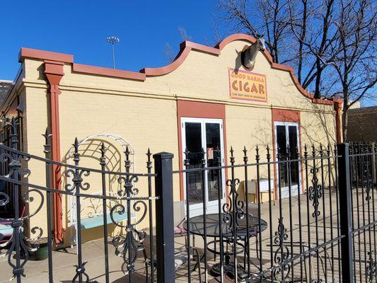 Front of the cigar shop