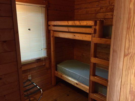 Pictures of lodge 306 - bunk beds