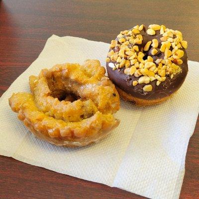 Pumpkin spice old fashioned, Chocolate nut cake donut